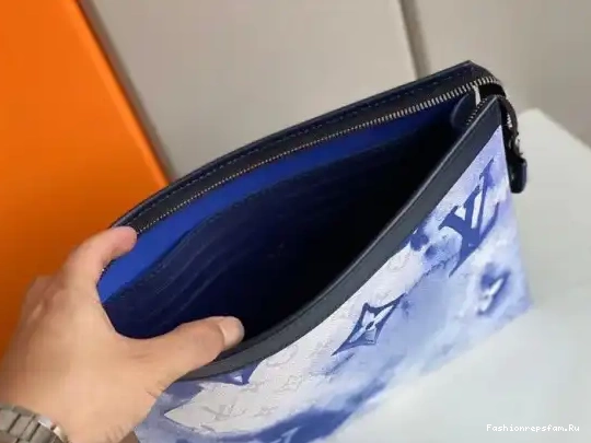 FS CHEAP VUITTON MM POCHETTE VOYAGE LOUIS 0620